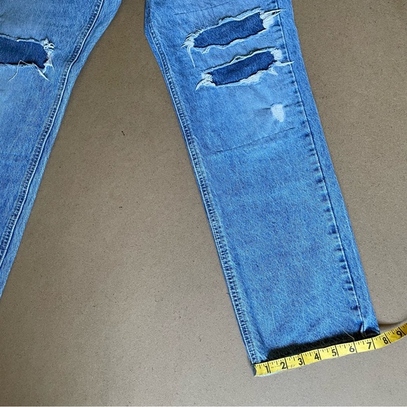 Distressed 541 Levi’s Jeans - Picture 4 of 9